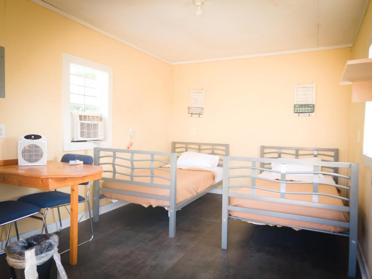 Weiss Lake Lodge Centre Ngoại thất bức ảnh
